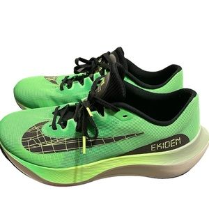 Nike Zoom Fly 5 Size 10.5 Men’s  Ekiden Scream Green